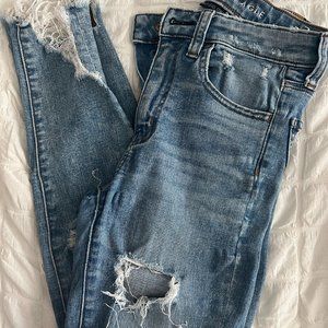 American Eagle Distressed Light Wash Ne(x)t Level Stretch Jeans Size 2 Regular